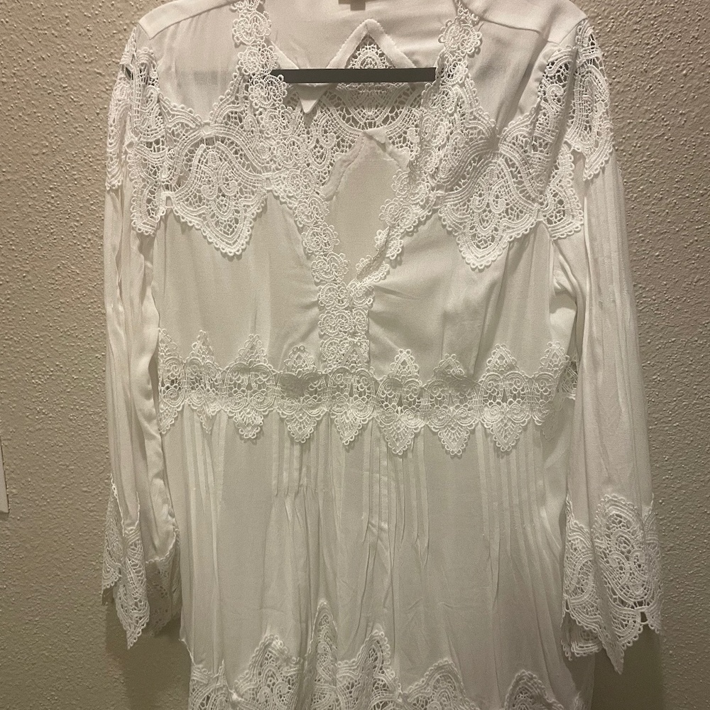 White lace tunic-size L